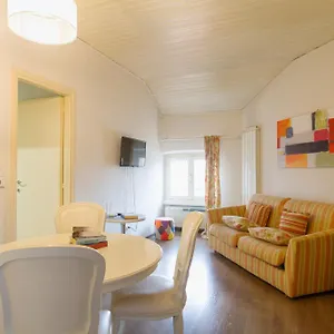 la-bella-milano-suite-in-porta-genova.italymilanhotels.net/